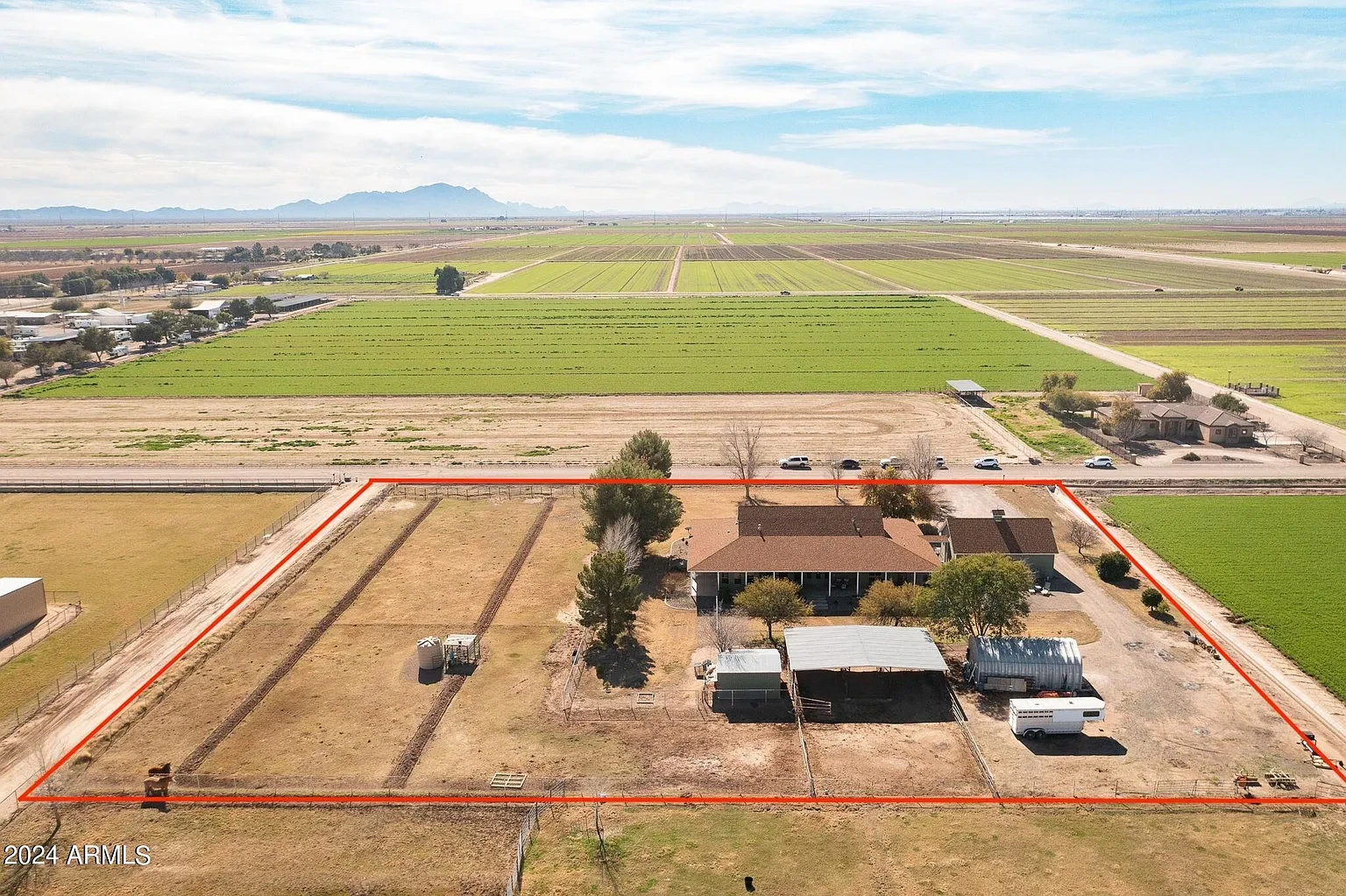 Arizona home with land acreage